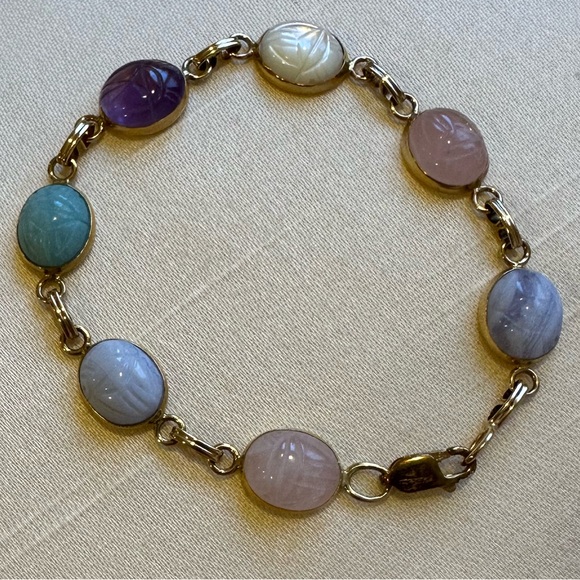 14/20 Gold Filled Pastel Carved Scarab Bracelet - Picture 2 of 9